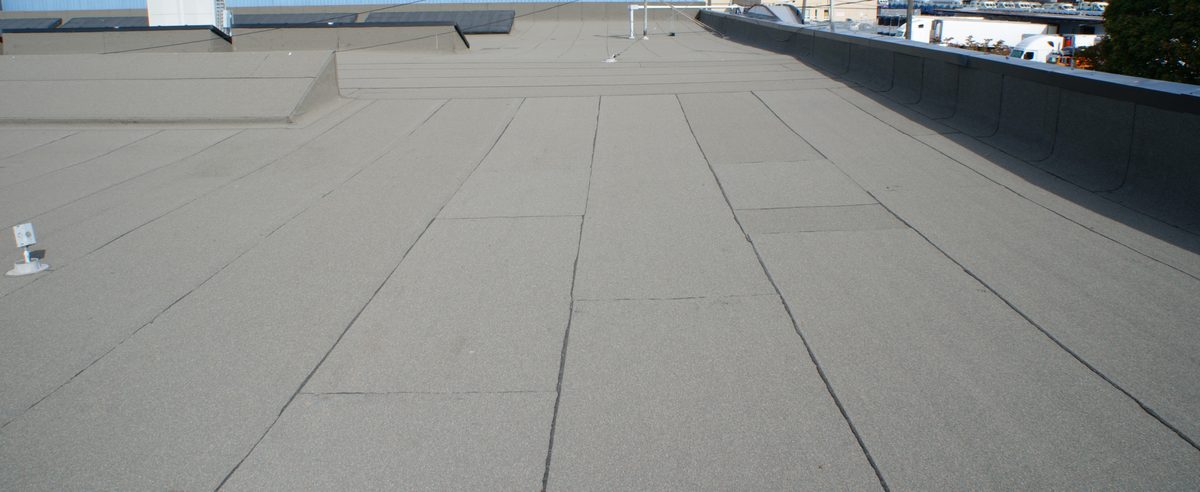 Granulated modified bitumen roof on a commercial building